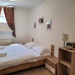 Hotel Katrca 3*