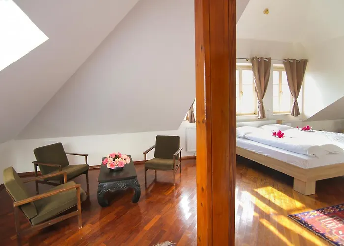 Katrca Otel Ljubljana