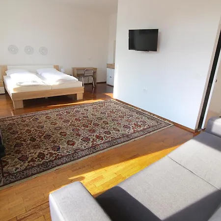 Katrca Hotell Ljubljana